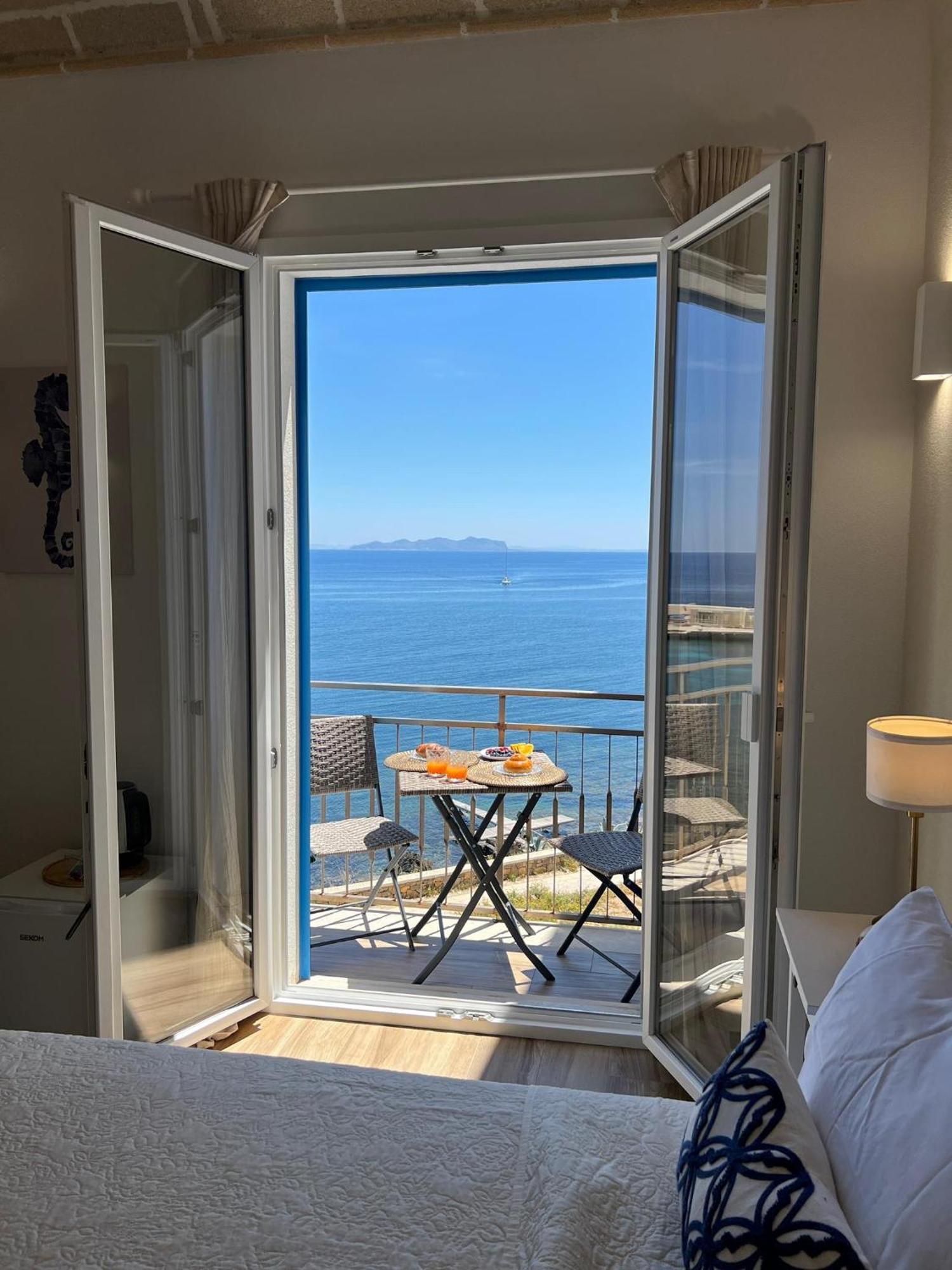 Marettimo Vacanze Bagian luar foto